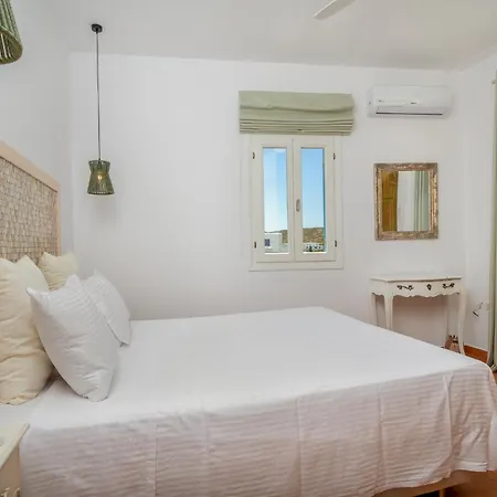 Cycladic Luxurious Maisonette *