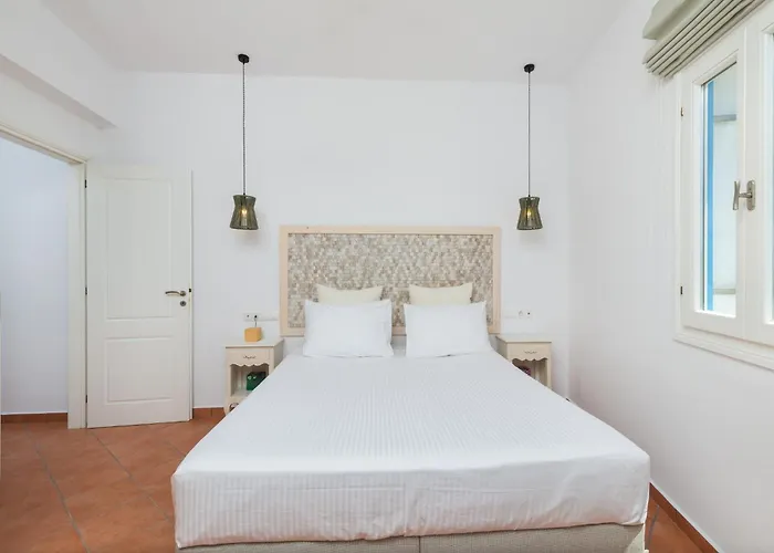 Cycladic Luxurious Maisonette